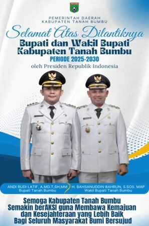 Poster pelantikan Bupati dan Wakil Bupati Kabupaten Tanah Bumbu periode 2025-2030.